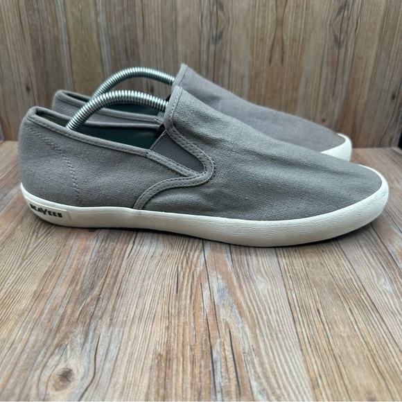 SeaVees Other - SeaVees Men's Baja Slip On Classic Tin Grey Linen Canvas Sneakers Size 11